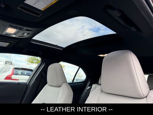 Used 2023 Lexus UX 250h AWD w/ Accessory Package (Z2) image 7