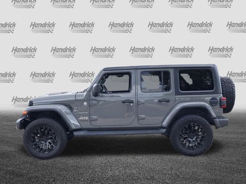 Used 2020 Jeep Wrangler Unlimited Sahara AWD/4WD image 6