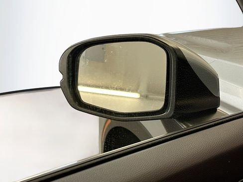 Used 2025 Honda CR-V EX-L image 16