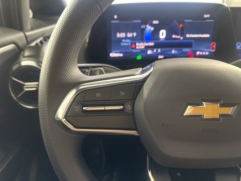 New 2026 Chevrolet Equinox EV LT image 20