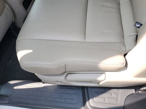 Used 2020 Honda Pilot EX-L image 16