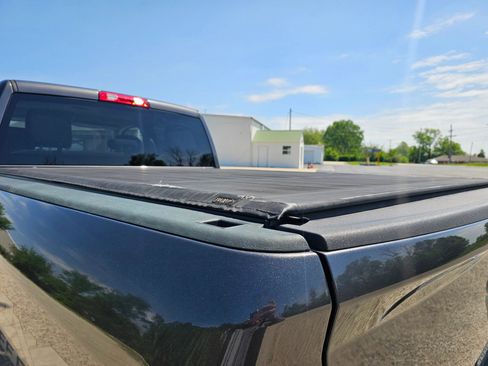 Used 2018 RAM 2500 Tradesman w/ Chrome Appearance Group AWD/4WD image 5