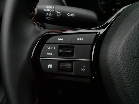Used 2027 Honda HR-V Sport image 27