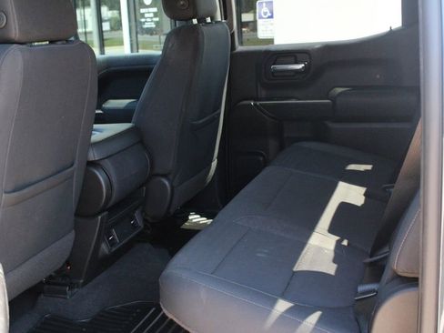 Used 2020 Chevrolet Silverado 1500 LT image 9