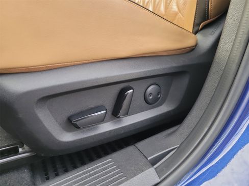 Used 2021 Nissan Rogue Platinum image 19