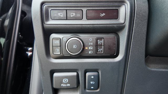 Used 2024 Ford F150 Lariat w/ Equipment Group 502A High AWD/4WD image 20