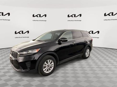 Used 2020 Kia Sorento LX FWD image 4