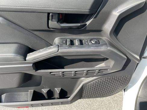 Used 2024 Toyota Tacoma SR image 13