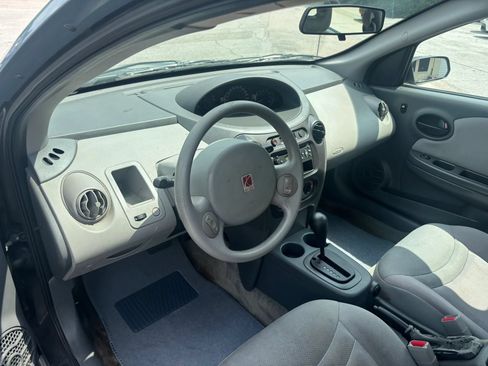 Used 2003 Saturn ION Level 2 w/ Convenience Pkg FWD image 8