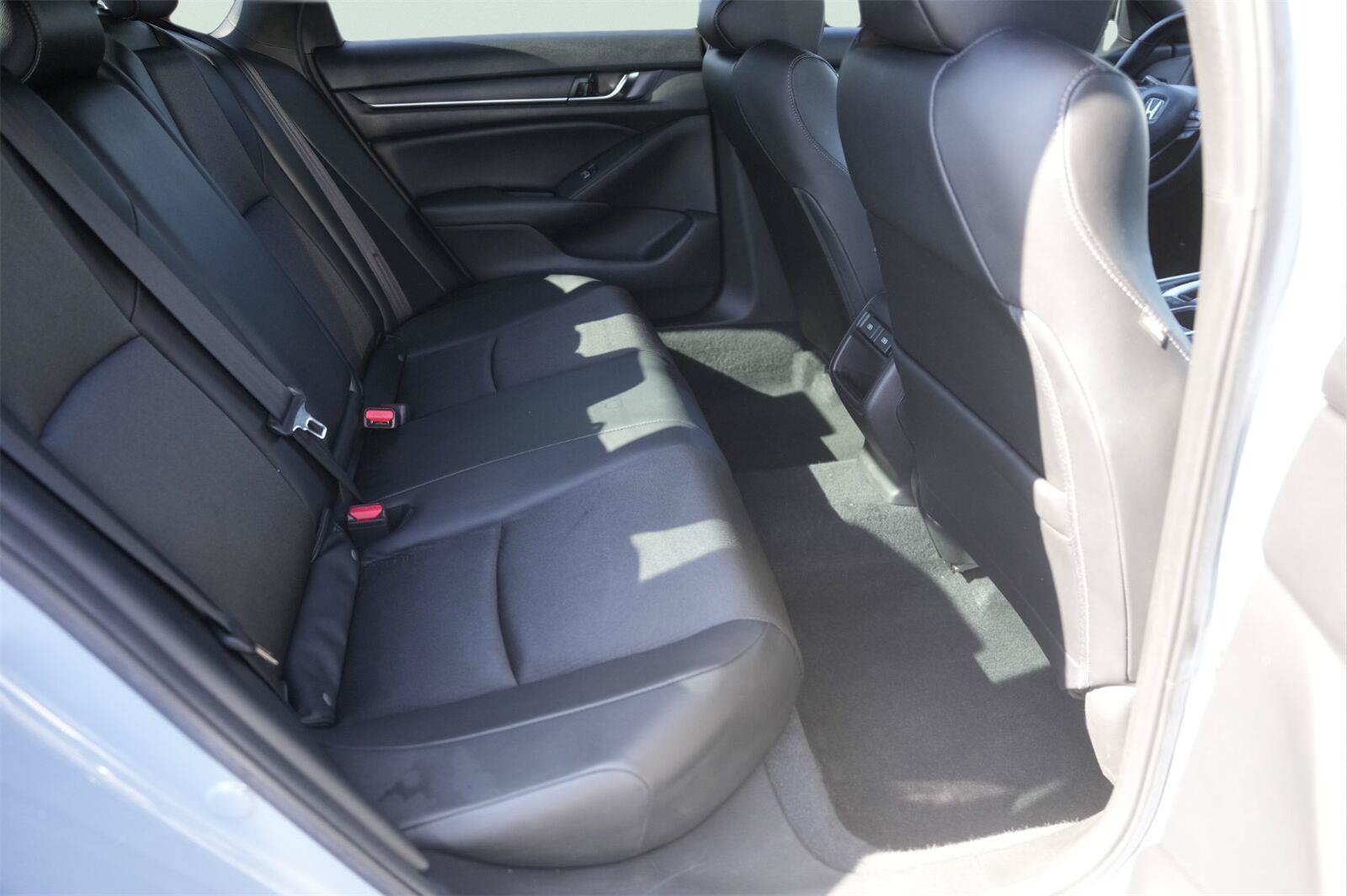 Used 2022 Honda Accord Sport image 15