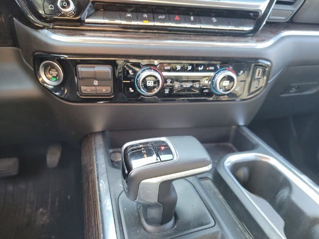Used 2024 GMC Sierra 1500 Elevation w/ Preferred Package AWD/4WD image 13