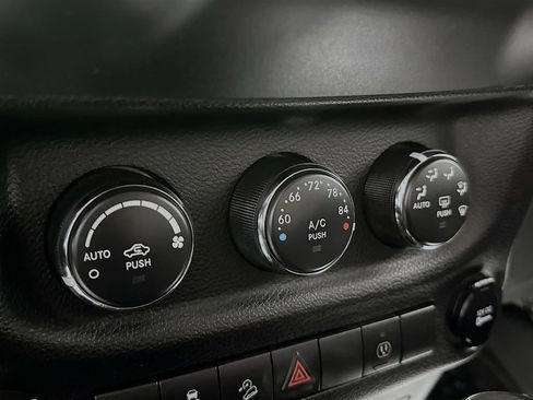 Used 2014 Jeep Wrangler Unlimited Sahara w/ Dual Top Group image 14