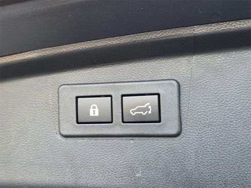 Certified 2025 Subaru Outback Premium image 15