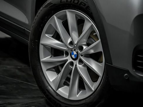 Used 2016 BMW X3 sDrive28i RWD image 3