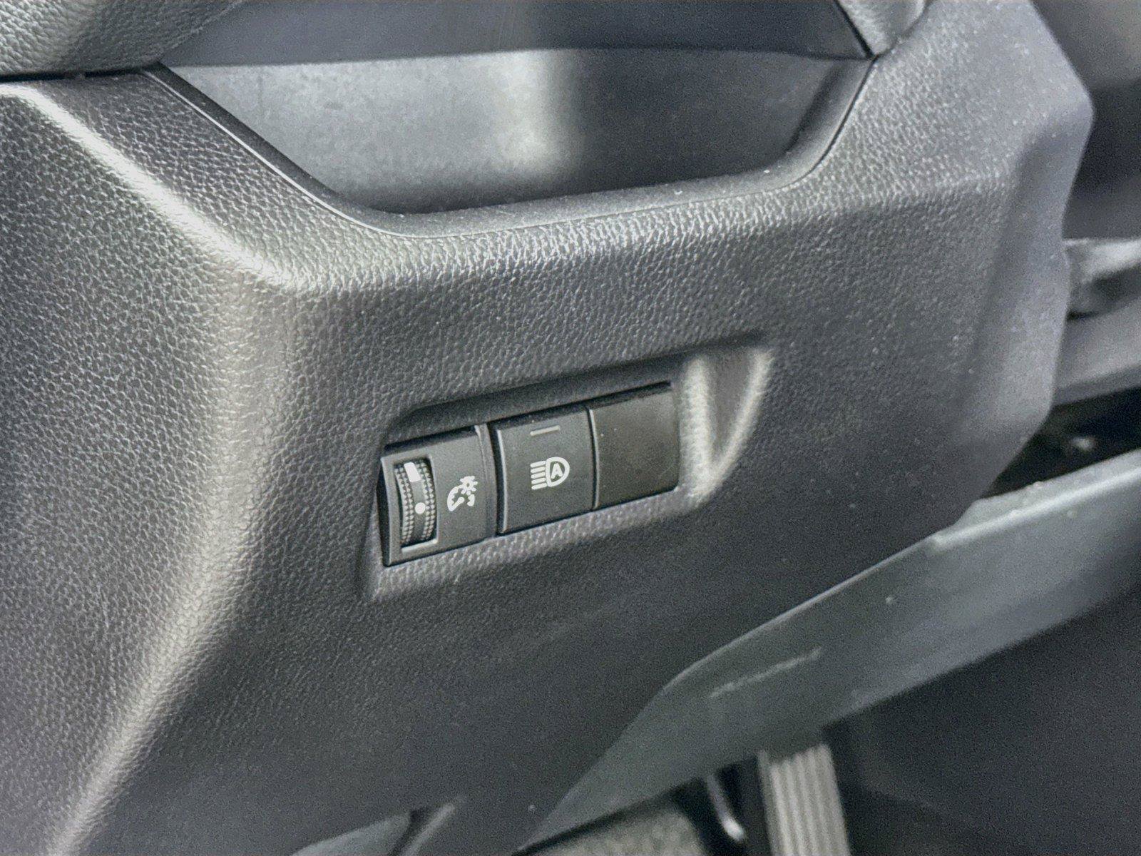 Certified 2025 Toyota RAV4 XLE AWD/4WD image 15