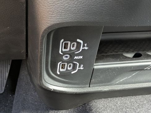 New 2026 RAM 3500 Tradesman AWD/4WD image 28