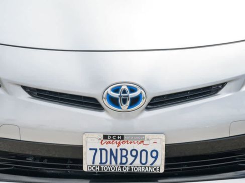 Used 2014 Toyota Prius Two image 5