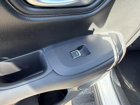 Used 2024 Honda HR-V Sport image 16