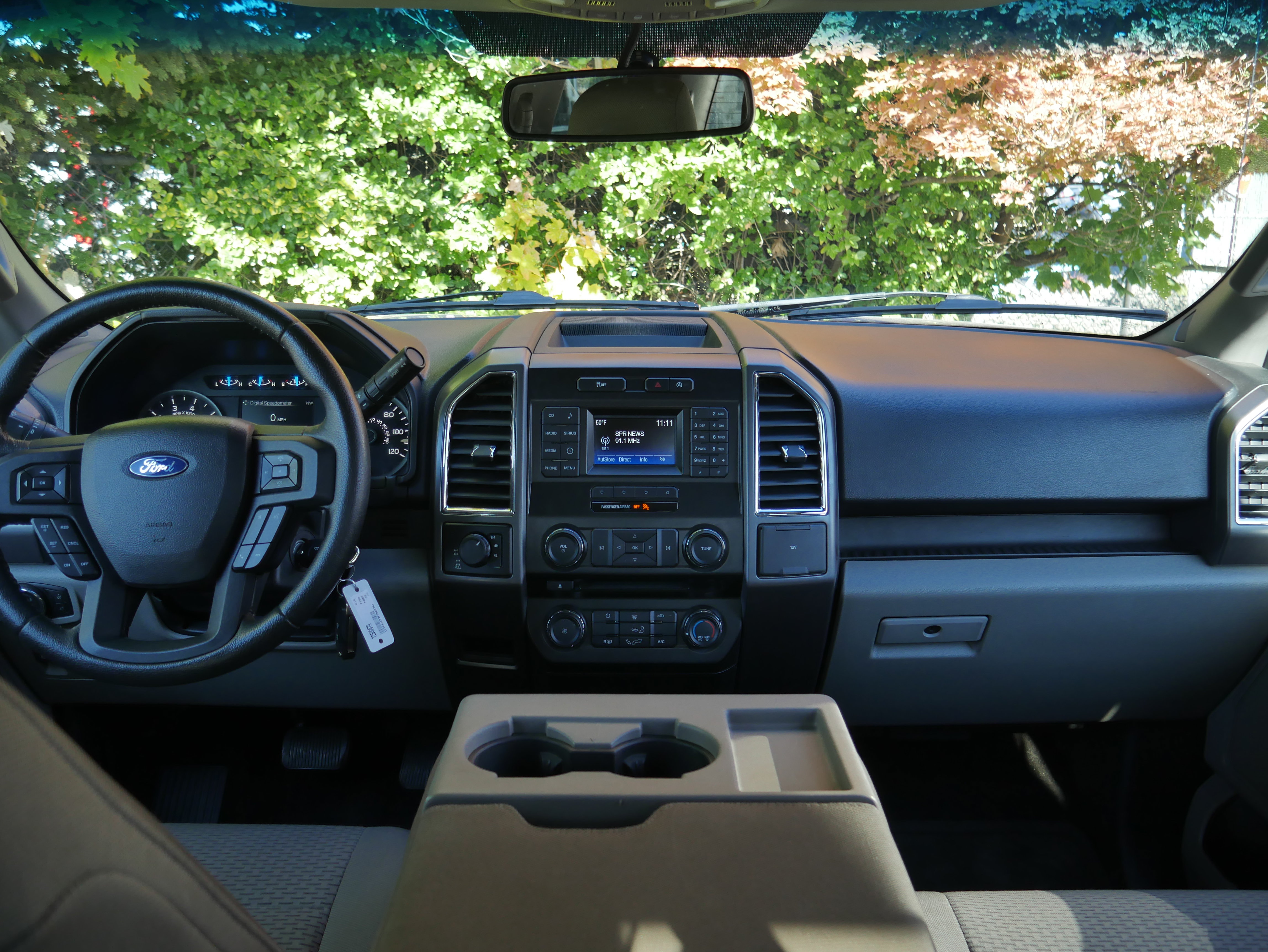 Used 2015 Ford F150 XLT w/ Equipment Group 301A Mid AWD/4WD image 10