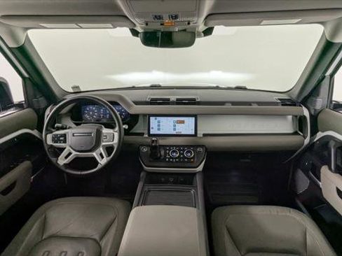 Used 2020 Land Rover Defender 110 S image 27