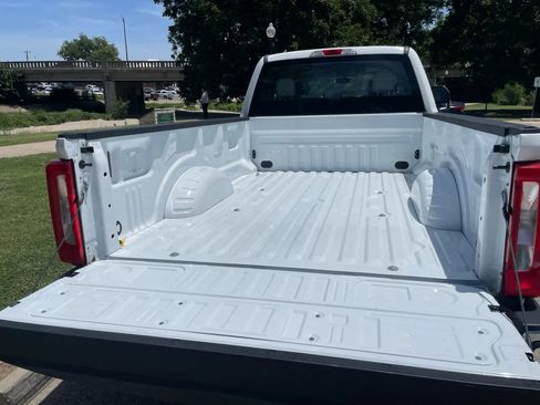 Used 2019 Ford F350 XL w/ XL Value Package image 4