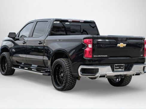 Used 2021 Chevrolet Silverado 1500 LT w/ Diesel Off-Road Package image 8