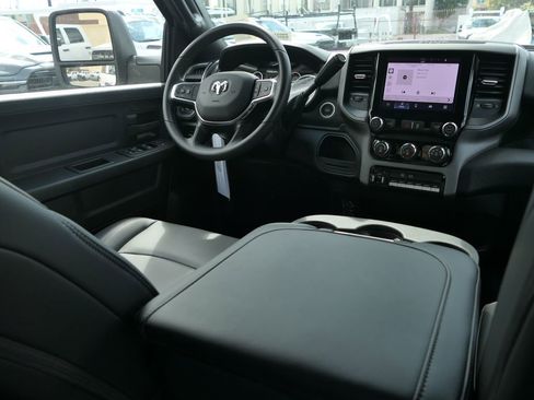 New 2026 RAM 3500 Tradesman image 18