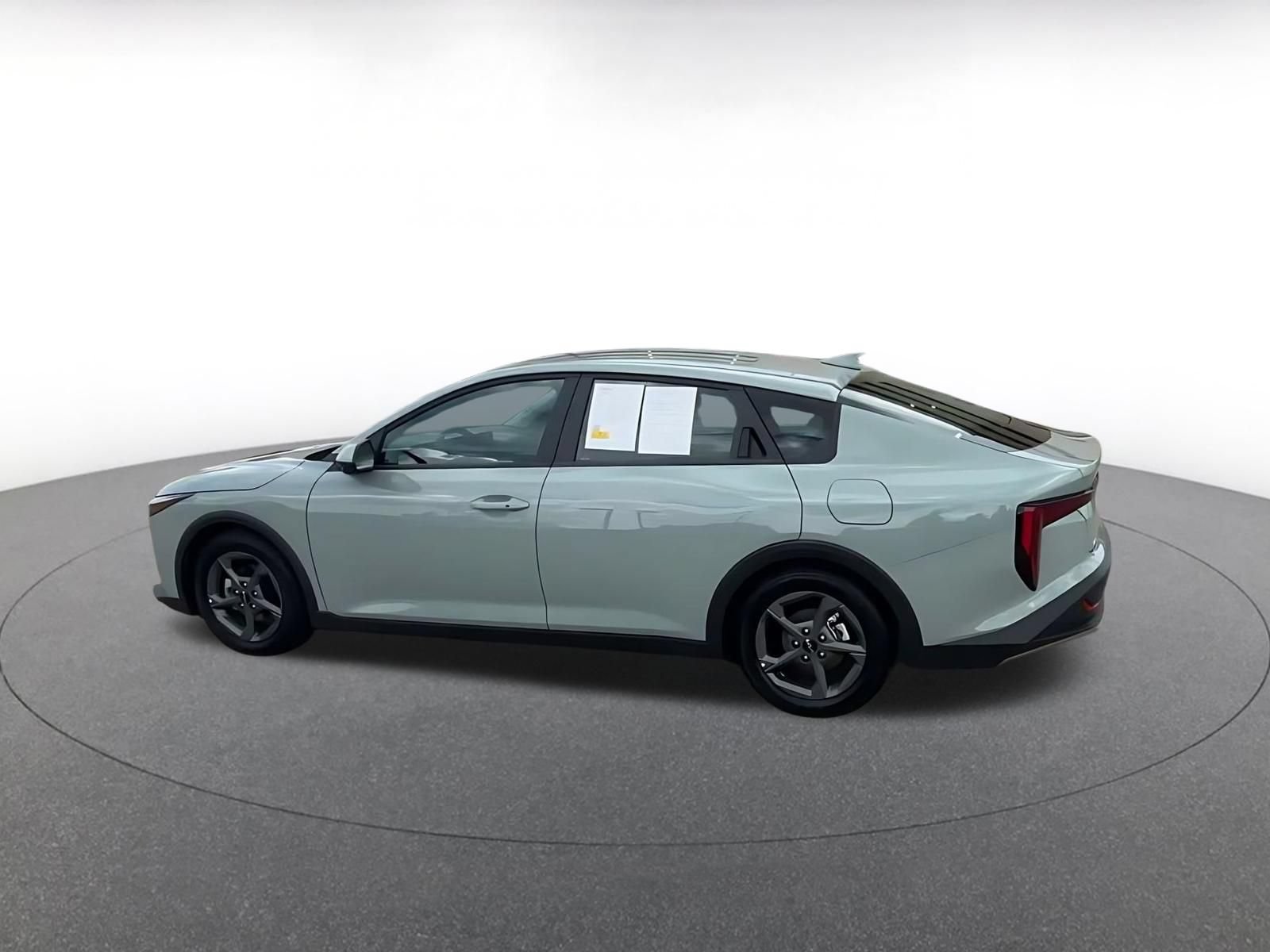Used 2026 Kia K4 FWD image 12