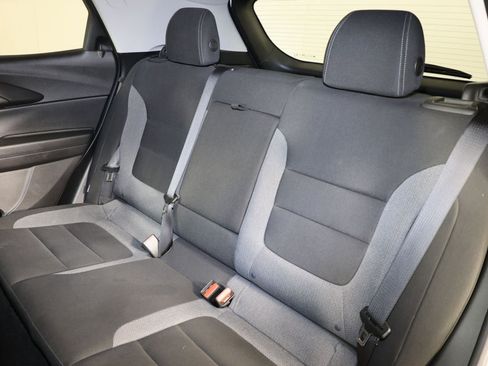 Used 2024 Chevrolet TrailBlazer LT w/ Convenience Package FWD image 10
