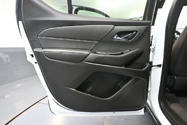 Used 2023 Chevrolet Traverse LT AWD/4WD image 28