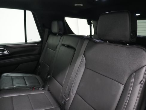 Used 2023 Chevrolet Tahoe LT w/ Luxury Package image 11