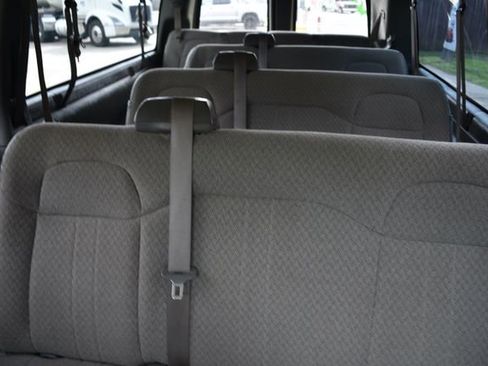 Used 2020 Chevrolet Express 3500 LT w/ LT Preferred Equipment Group image 13