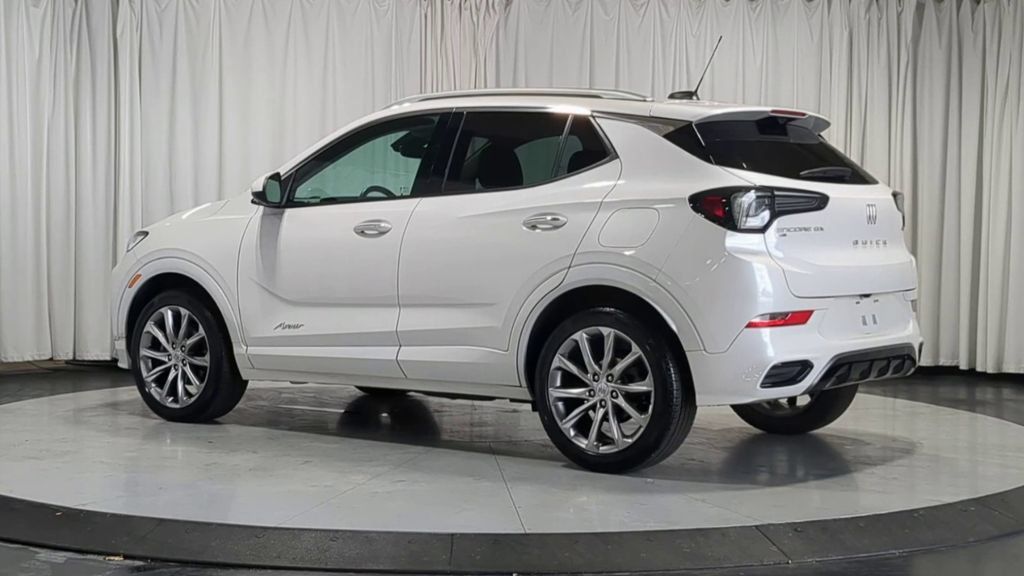 Used 2024 Buick Encore GX Avenir w/ Avenir Technology Package AWD/4WD image 8