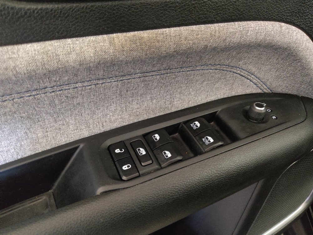 Used 2024 Jeep Compass Sport AWD/4WD image 27