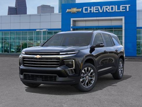 New 2026 Chevrolet Traverse LT w/ Sun and Wheel Package FWD image 30