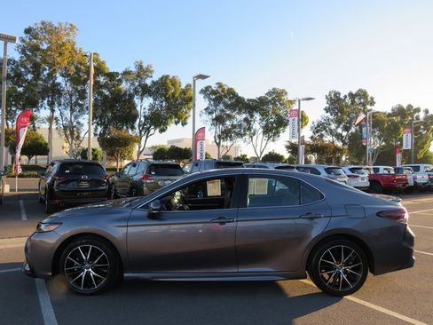 Certified 2024 Toyota Camry SE image 7