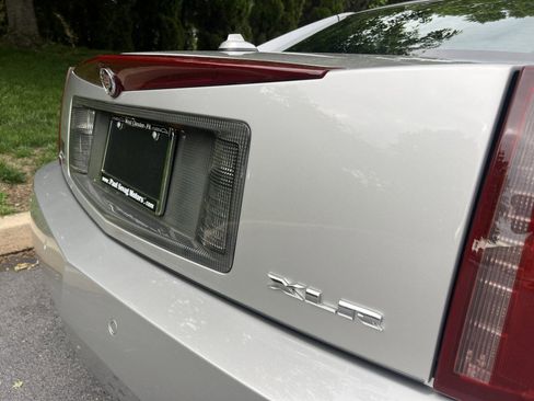 Used 2004 Cadillac XLR RWD image 72