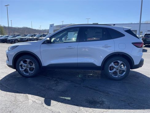 New 2026 Ford Escape ST-Line w/ Tech Pack #1 AWD/4WD image 2