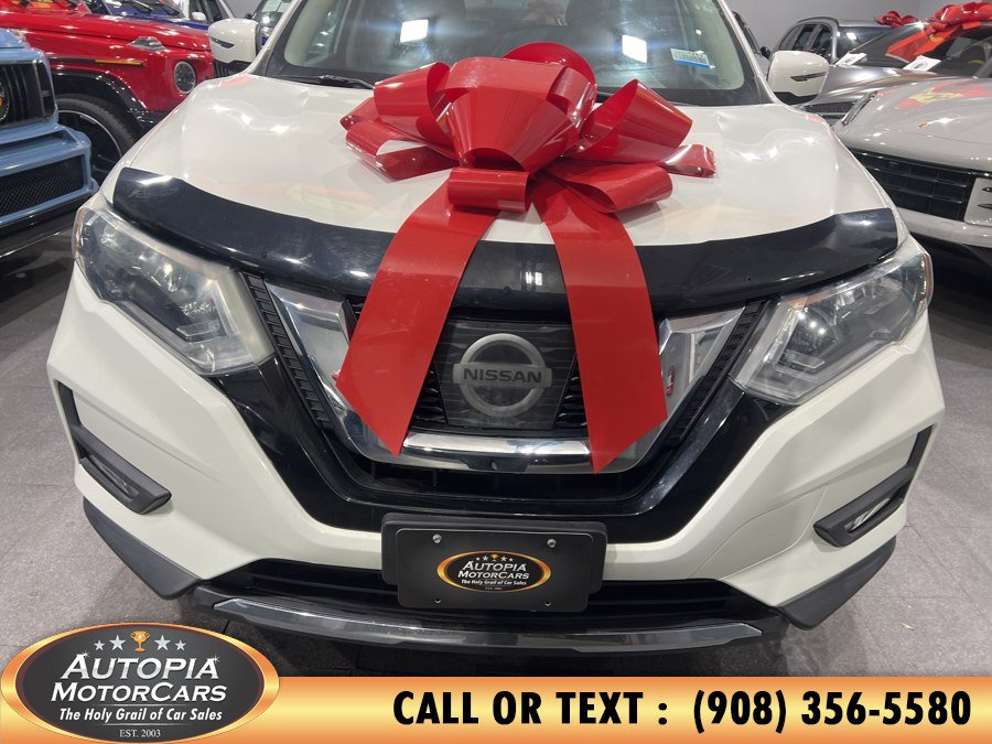 Used 2017 Nissan Rogue SV AWD/4WD image 7