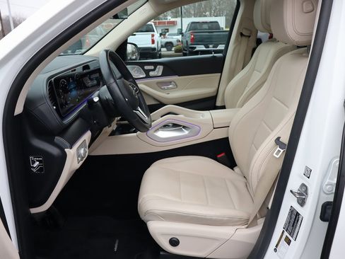 Used 2021 Mercedes-Benz GLS 450 GLS 450 image 4