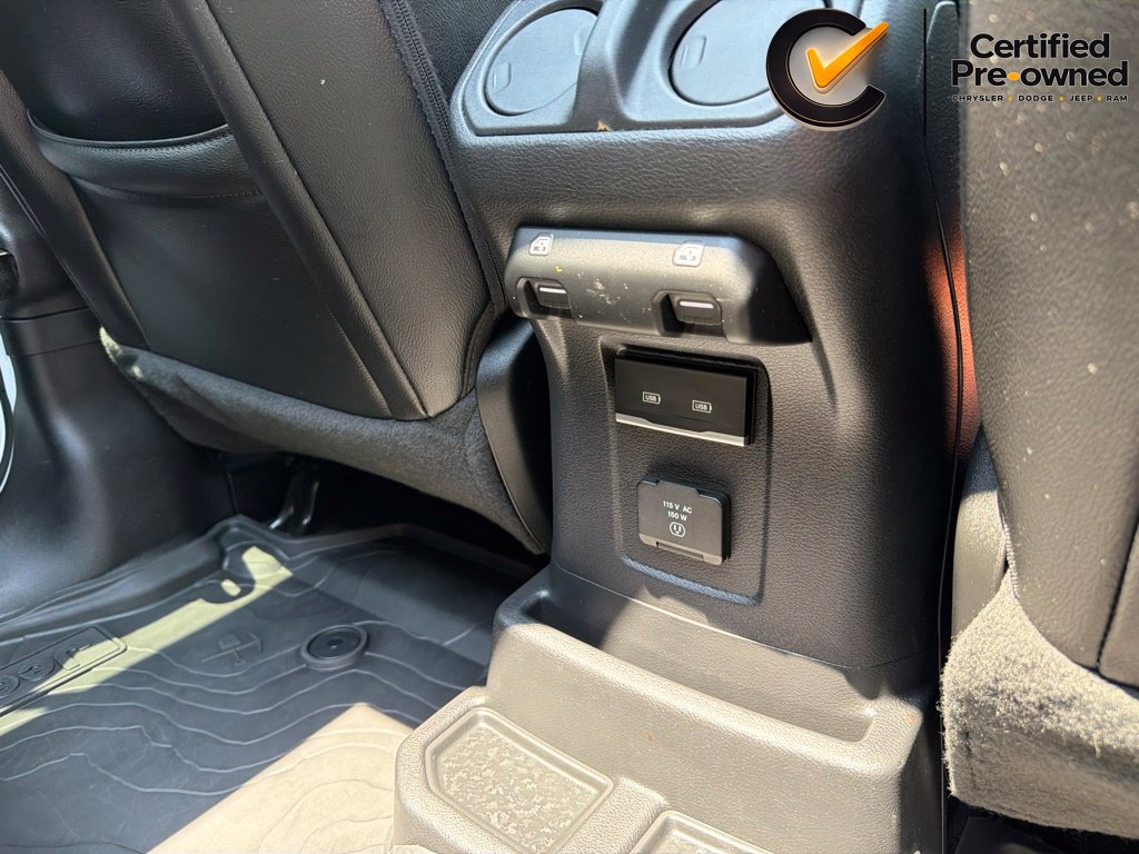 Certified 2022 Jeep Wrangler Unlimited Sahara AWD/4WD image 29