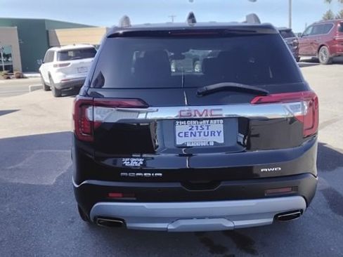 Used 2023 GMC Acadia SLT image 9