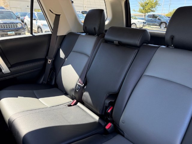Used 2023 Toyota 4Runner SR5 Premium w/ Moonroof Package AWD/4WD image 27