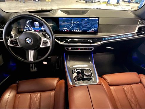 Certified 2024 BMW X5 xDrive40i w/ M Sport Package image 15