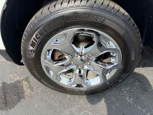 Used 2014 Ford Edge SE w/ Equipment Group 101A AWD/4WD image 8