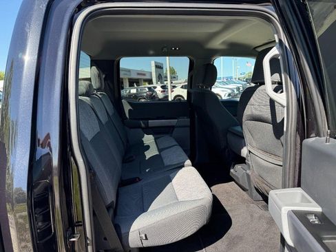 Used 2021 Ford F150 XLT AWD/4WD image 12