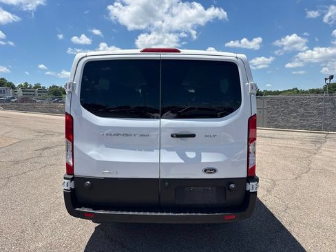 Used 2024 Ford Transit 350 XLT RWD image 6