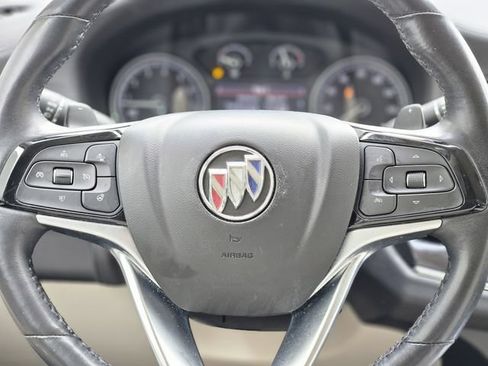Used 2023 Buick Enclave Essence FWD image 16