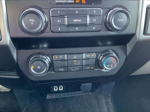 Used 2020 Ford F150 XLT w/ Equipment Group 301A Mid image 28