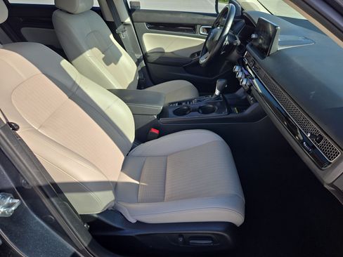 Used 2024 Honda Civic Touring image 30